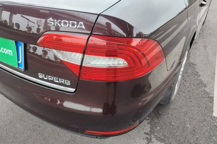 Used Skoda Superb 2013 1.4TSI DSG Sport Edition Right Rear Taillight