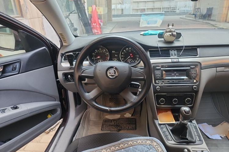 Used Skoda Superb 2013 1.4TSI Manual Shengshi Edition Steering Wheel