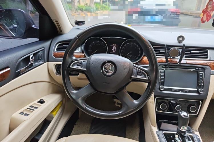 Used Skoda Superb 2013 1.4 TSI DSG Prestige Edition Steering Wheel