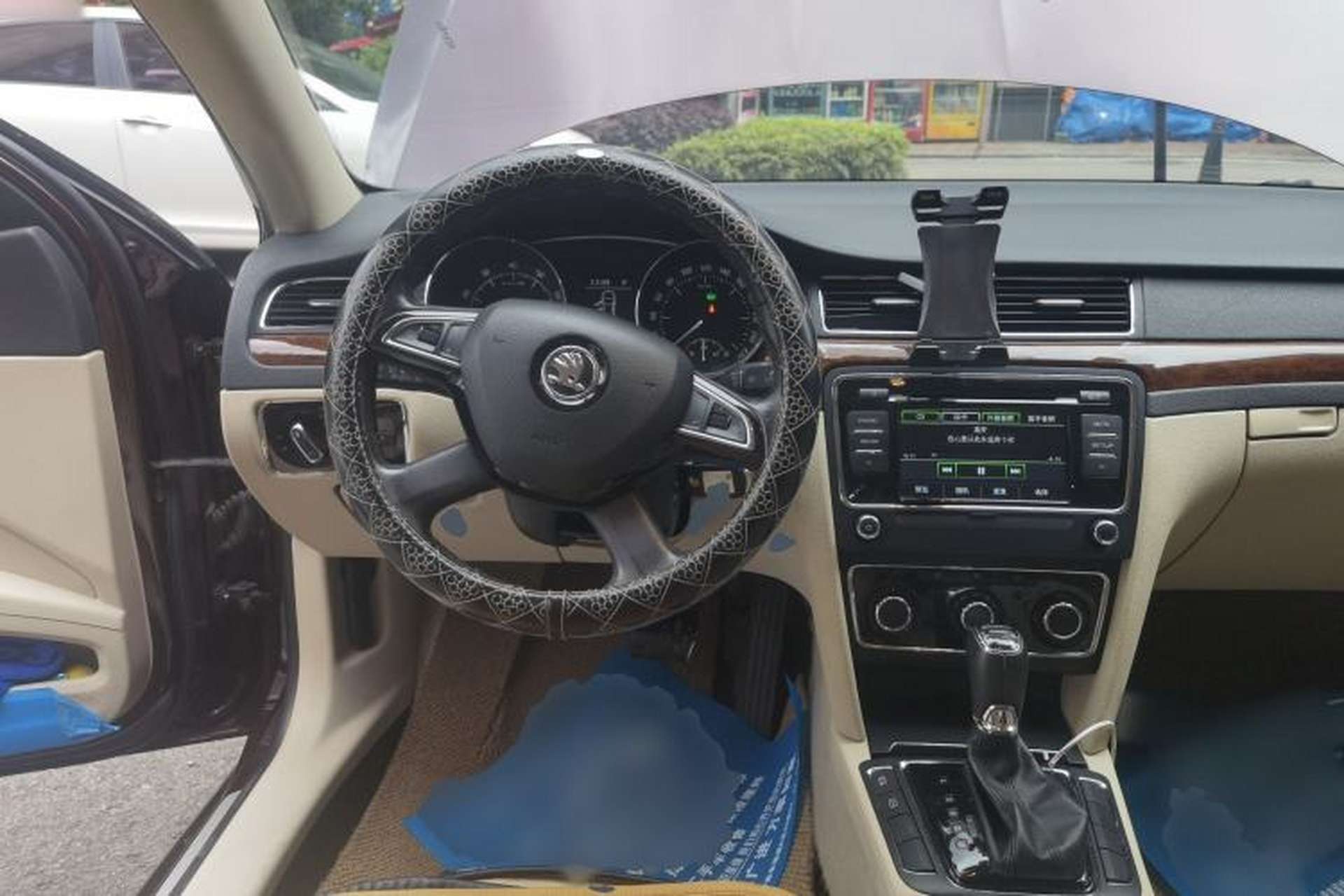 Used Skoda Superb 2013 1.8TSI Automatic MingShi Edition Steering Wheel