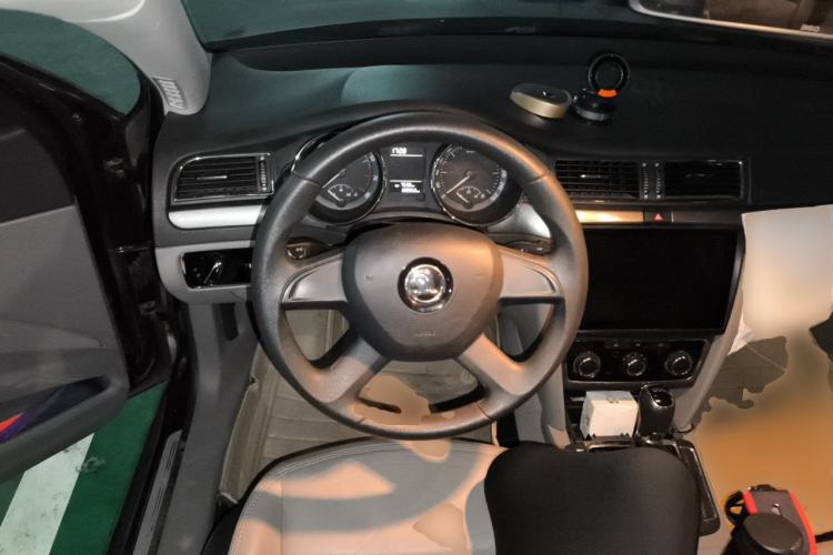 Used Skoda Superb 2013 1.4TSI DSG Sport Edition Steering Wheel