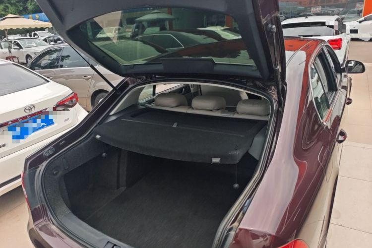 Used Skoda Superb 2013 1.8TSI Automatic Yashi Edition Trunk