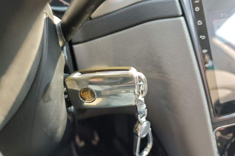 Used Skoda Superb 2013 1.8TSI Automatic Yashi Edition Vehicle Key