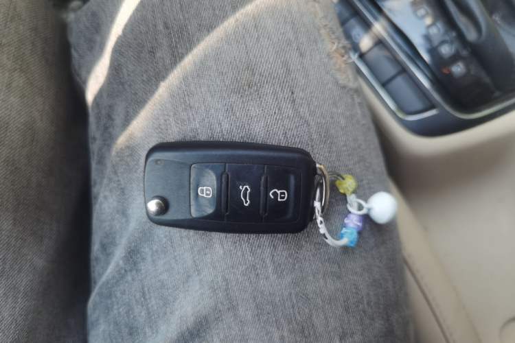 Used Skoda Superb 2013 1.8TSI Automatic Yashi Edition Vehicle Key