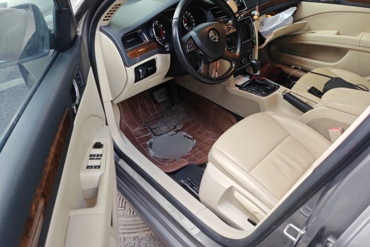 Used Skoda Superb 2013 1.8TSI Automatic MingShi Edition Driver Seat