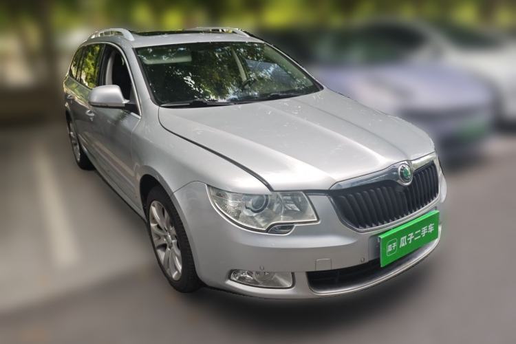 Used Skoda Superb 2013 Travel Edition 2.0 TSI Prestige Version Front Right 45 Deg