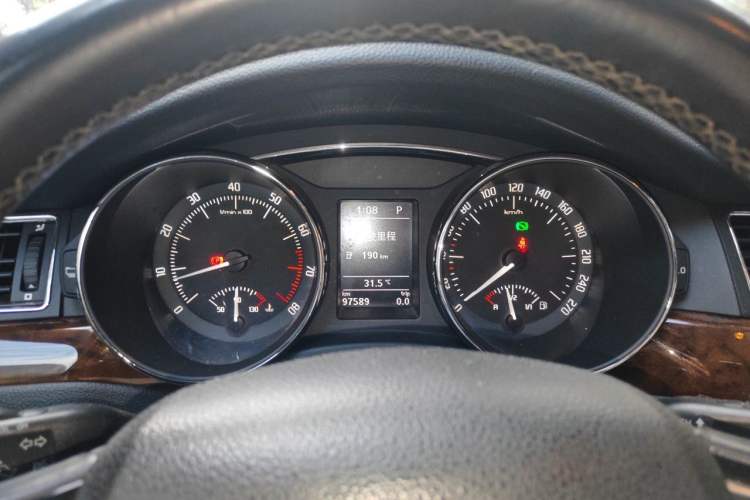 Used Skoda Superb 2013 1.8TSI Automatic MingShi Edition Instrument Cluster
