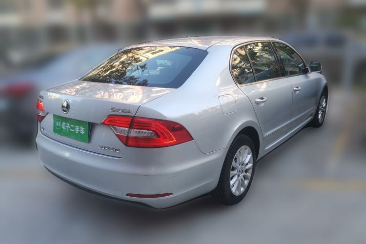 Used Skoda Superb 2013 1.4 TSI DSG Prestige Edition Rear Right 45 Deg