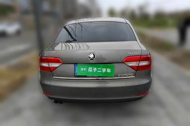 Used Skoda Superb 2013 1.8TSI Automatic Yashi Edition Rear
