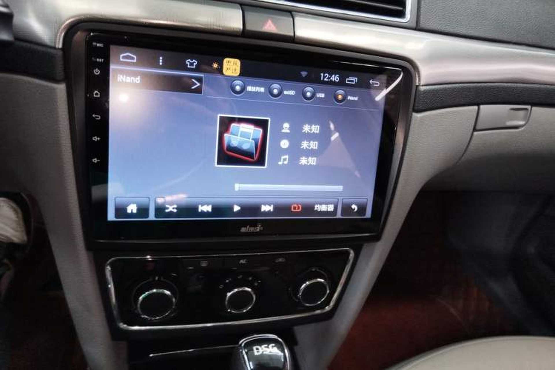 Used Skoda Superb 2013 1.4TSI DSG Sport Edition Audio And AC Panel