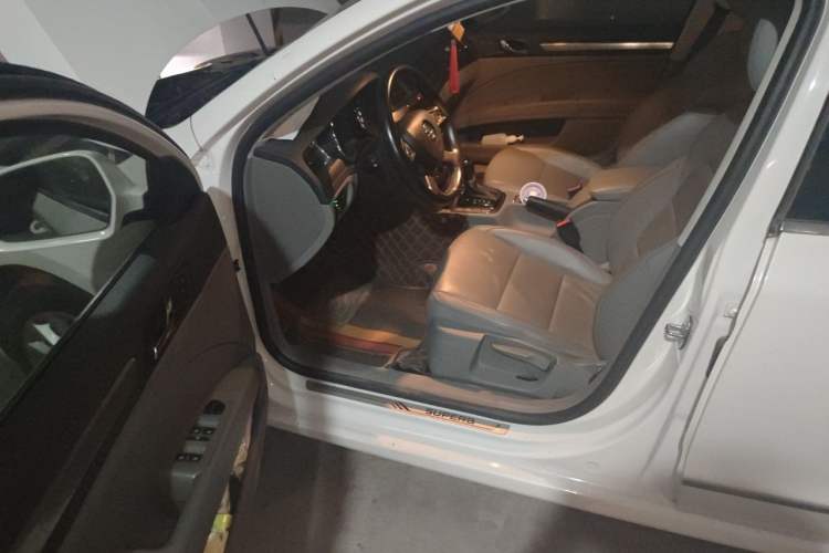 Used Skoda Superb 2013 1.4 TSI DSG Prestige Edition Driver Seat