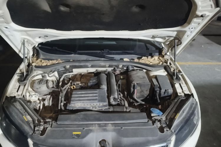 Used Skoda Superb 2013 1.4TSI DSG Sport Edition Engine Bay