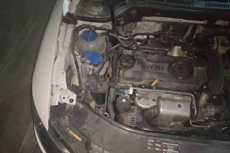Used Skoda Superb 2013 1.4 TSI DSG Prestige Edition Engine Bay Right