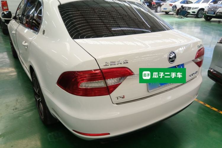 Used Skoda Superb 2013 1.4TSI DSG Sport Edition Exterior 2