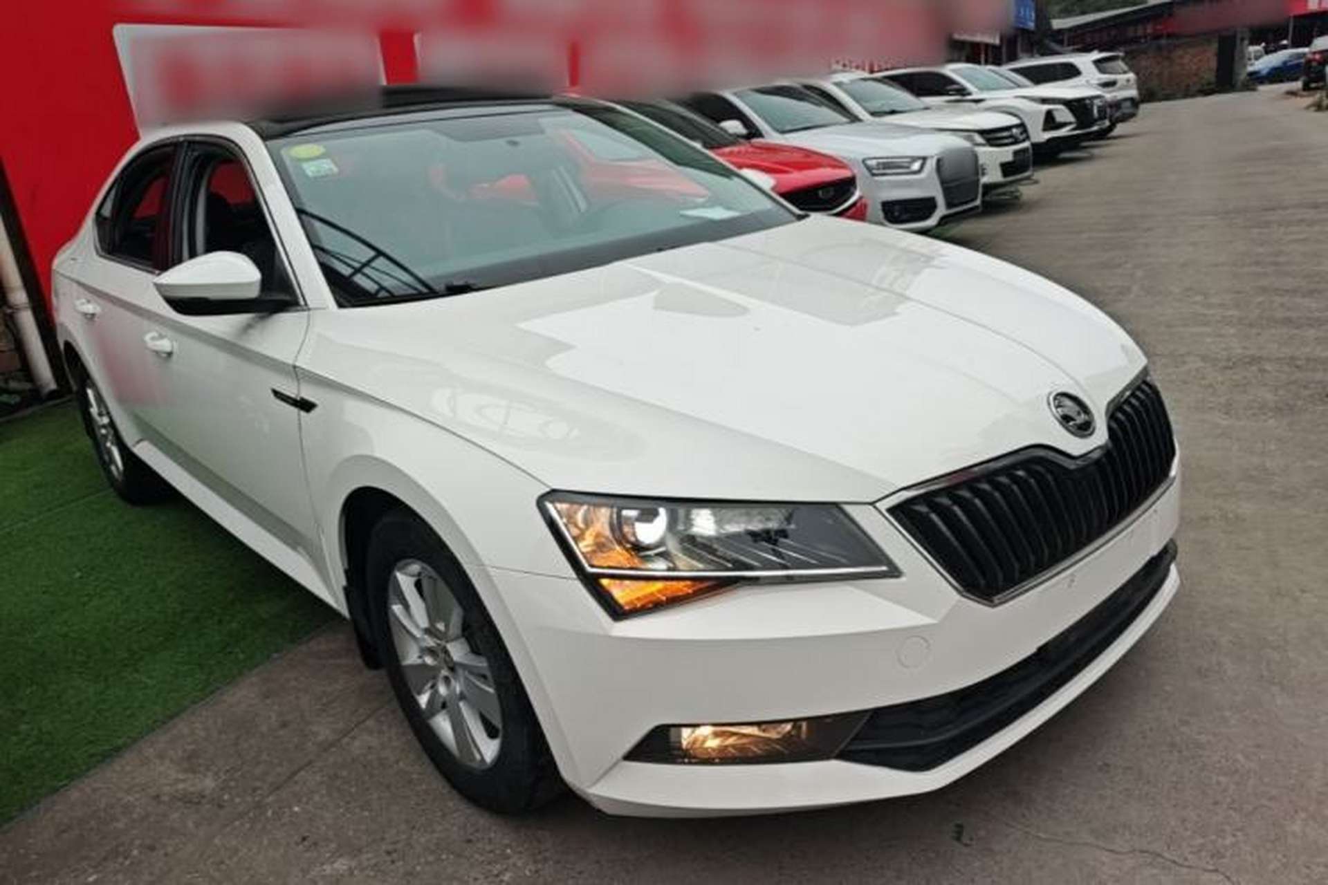 Used Skoda Superb 2013 1.8TSI Automatic MingShi Edition Front Right 45 Deg