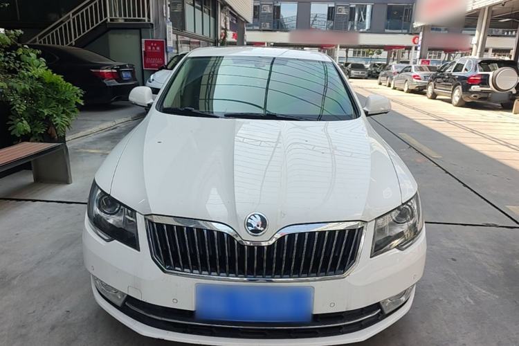 Used Skoda Superb 2013 1.8TSI Automatic Yashi Edition Front