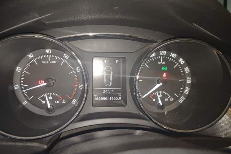 Used Skoda Superb 2013 1.4 TSI DSG Prestige Edition Instrument Cluster