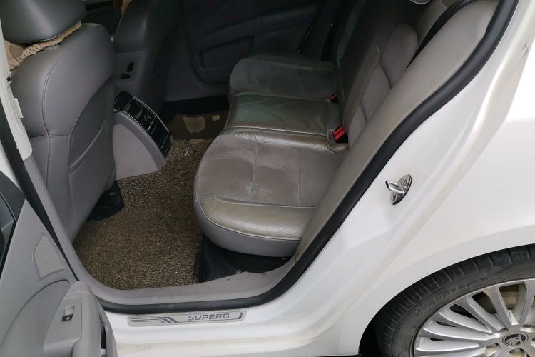 Used Skoda Superb 2013 2.0 TSI DSG Luxury Edition Left Rear Seat