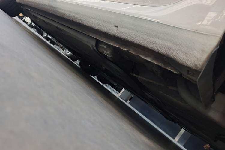 Used Skoda Superb 2013 1.8TSI Automatic Yashi Edition Left Side Sill