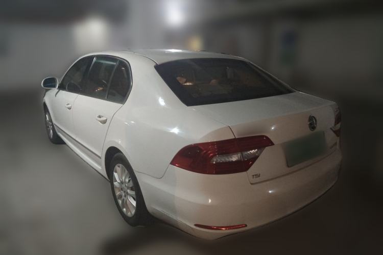 Used Skoda Superb 2013 1.4 TSI DSG Prestige Edition Rear Left 45 Deg