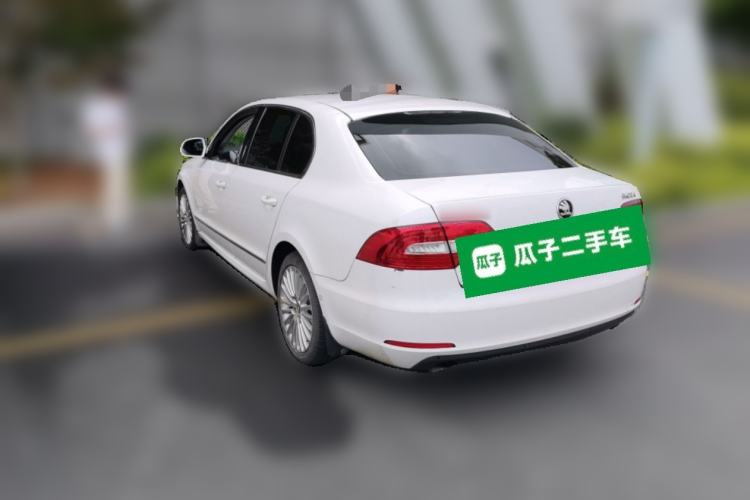 Used Skoda Superb 2013 2.0 TSI DSG Luxury Edition Rear Left 45 Deg