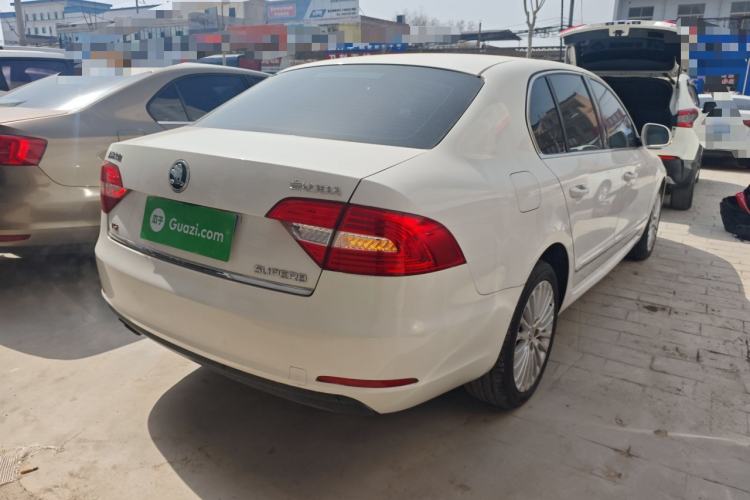 Used Skoda Superb 2013 1.8TSI Automatic Yashi Edition Rear Right 45 Deg