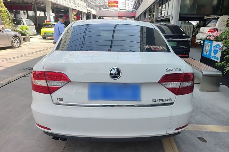 Used Skoda Superb 2013 1.8TSI Automatic Yashi Edition Rear