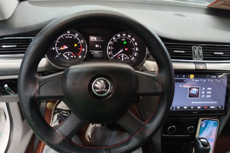 Used Skoda Superb 2013 1.4TSI DSG Sport Edition Steering Wheel