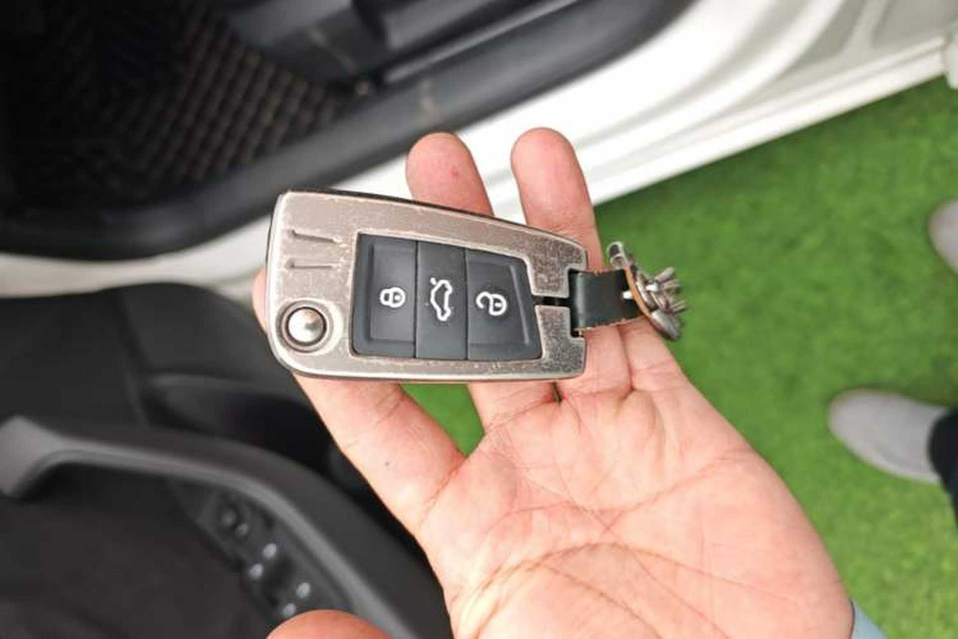 Used Skoda Superb 2013 1.8TSI Automatic MingShi Edition Vehicle Key