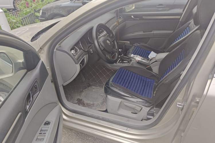 Used Skoda Superb 2013 1.8TSI Automatic MingShi Edition Driver Seat