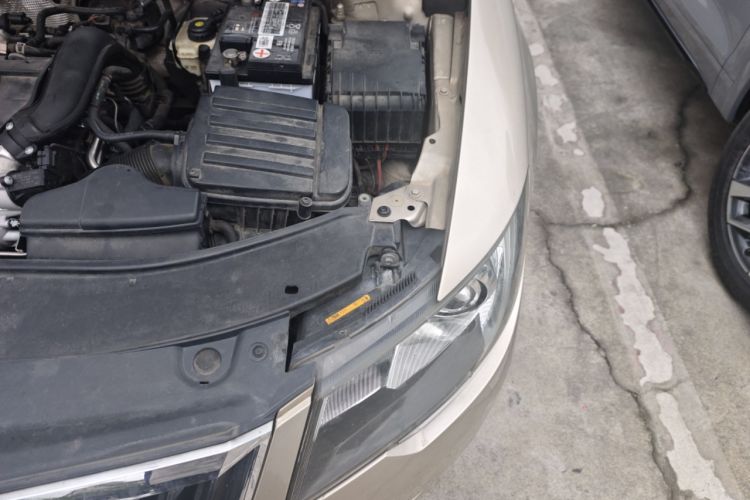 Used Skoda Superb 2013 1.4TSI DSG Sport Edition Engine Bay Left