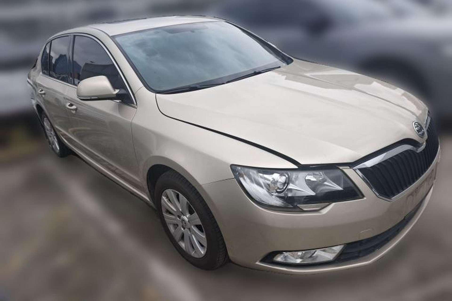 Used Skoda Superb 2013 1.4TSI DSG Sport Edition Front Right 45 Deg