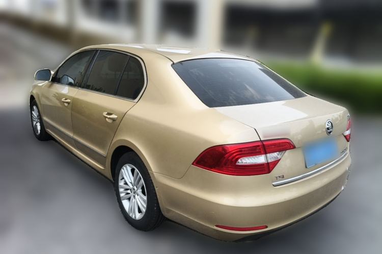 Used Skoda Superb 2013 1.8TSI Automatic Yashi Edition Rear Left 45 Deg