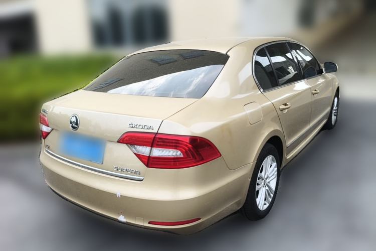 Used Skoda Superb 2013 1.8TSI Automatic Yashi Edition Rear Right 45 Deg