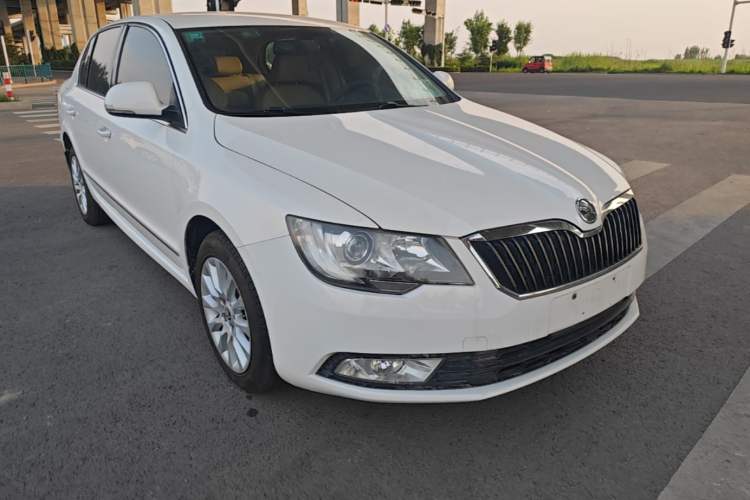 Used Skoda Superb 2015 1.8TSI Manual Shen Shi Edition Exterior 1