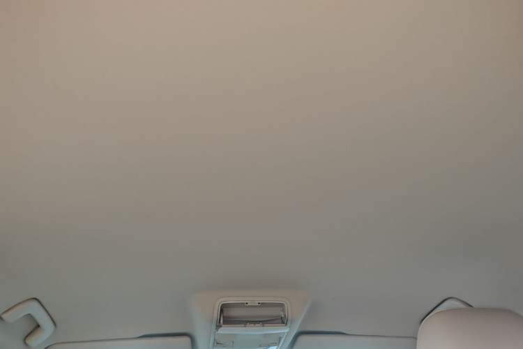 Used Skoda Superb 2015 1.8TSI Manual Shen Shi Edition Headliner