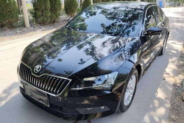 Used Skoda Superb 2016 TSI280 Manual Front-Drive Version