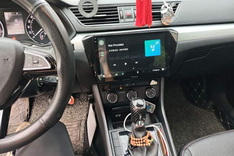 Used Skoda Superb 2016 TSI280 DSG Advanced Edition Audio And AC Panel
