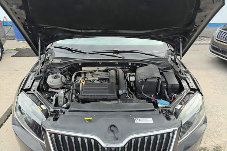 Used Skoda Superb 2016 TSI280 DSG Innovation Edition Engine Bay