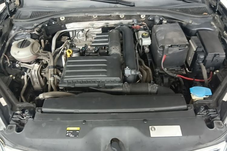 Used Skoda Superb 2016 TSI280 DSG Innovation Edition Engine Bay