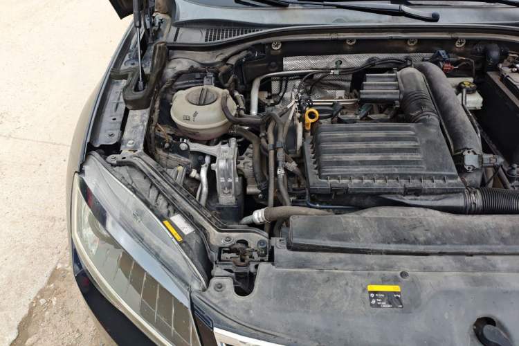 Used Skoda Superb 2016 TSI280 DSG Advanced Edition Engine Bay Right
