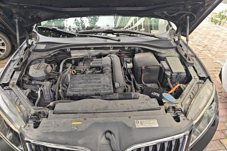 Used Skoda Superb 2016 TSI280 DSG Innovation Edition Engine Bay