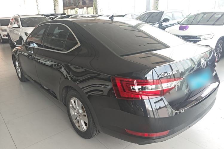 Used Skoda Superb 2016 TSI280 DSG Advanced Edition Exterior 2