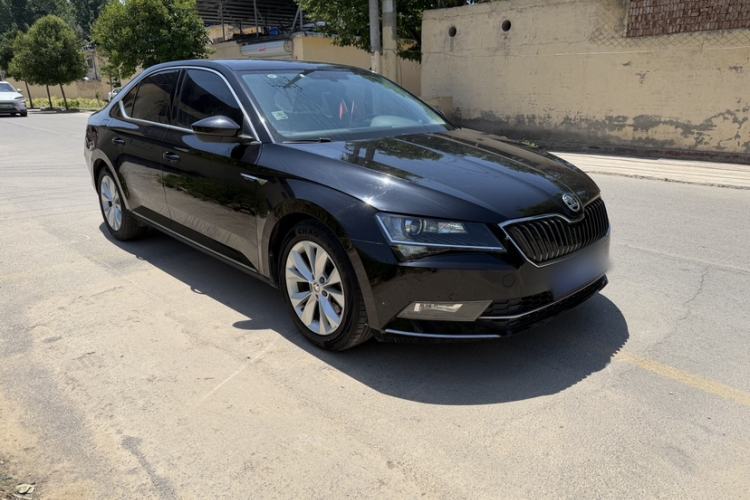 Used Skoda Superb 2016 TSI280 DSG Innovation Edition Exterior 2
