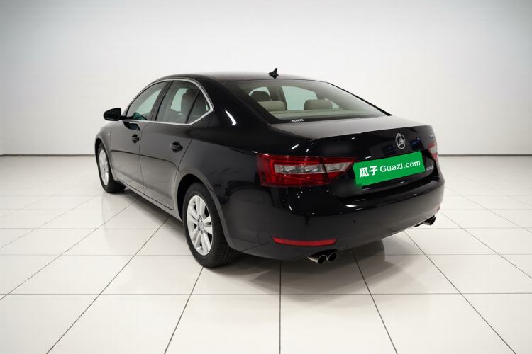 Used Skoda Superb 2016 TSI280 DSG Advanced Edition Exterior 3