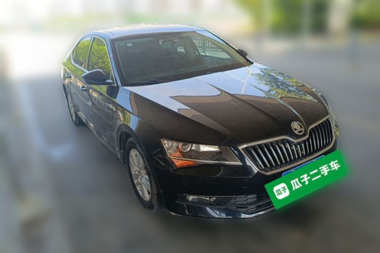 Used Skoda Superb 2016 TSI280 DSG Advanced Edition Front Right 45 Deg