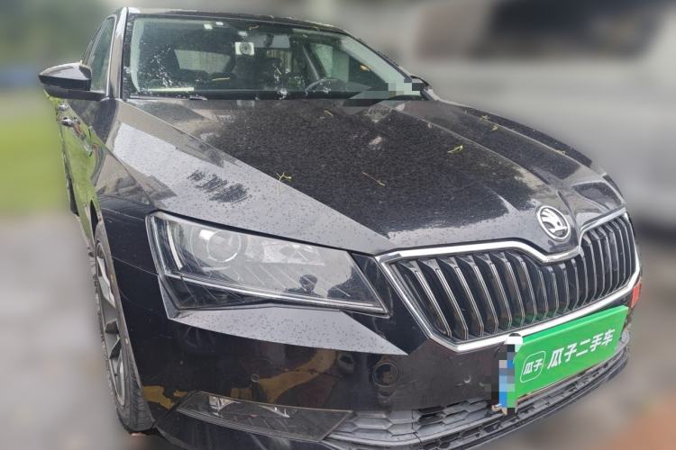 Used Skoda Superb 2016 TSI280 Manual Front-Drive Version Front Right 45 Deg