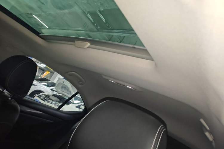 Used Skoda Superb 2016 TSI330 DSG Smart Drive Edition Headliner