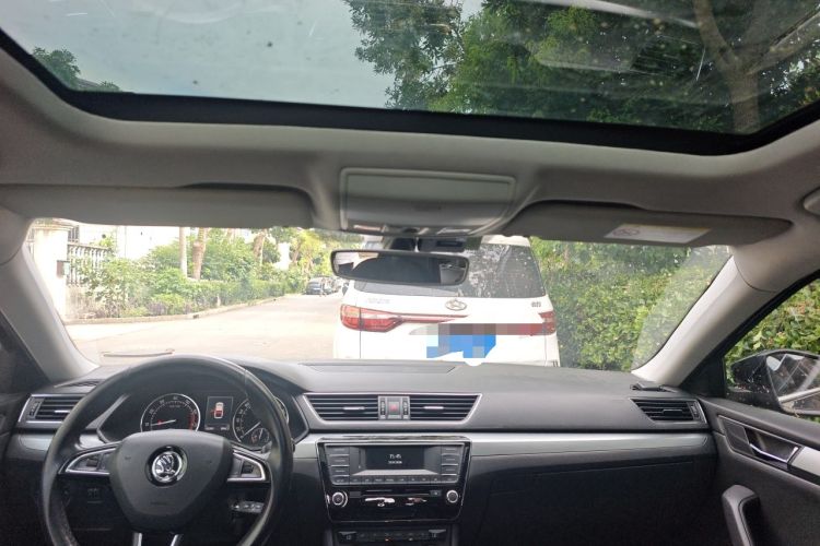 Used Skoda Superb 2016 TSI280 DSG Innovation Edition Headliner