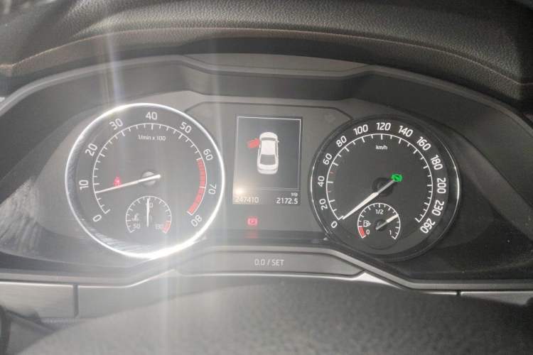 Used Skoda Superb 2016 TSI330 DSG Innovation Edition Instrument Cluster